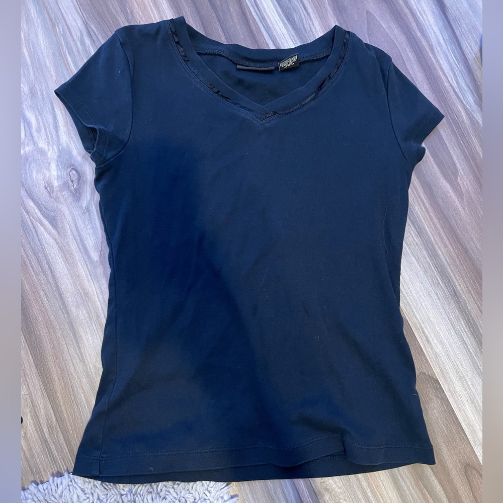 bay studio black tee shirt